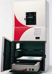 Alpha Innotech AlphaImager 3400 Image of an opened Alpha Innotech AlphaImager 3400 with an image inside of the instrument